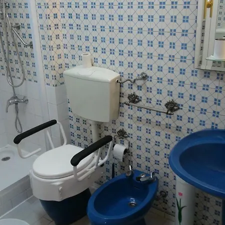 Casa Moura 게스트하우스 3*